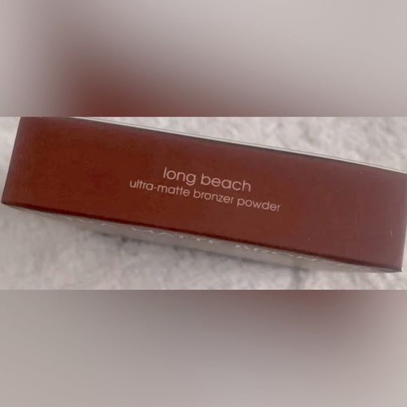 Melt Cosmetics Ultra Matte Bronzer- Long Beach - Picture 9 of 11